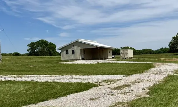 6351 Vixen RD, Pierce City, MO 65723