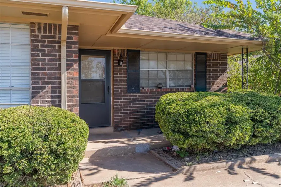 915 Delmar CIR, Oklahoma City, OK 73160