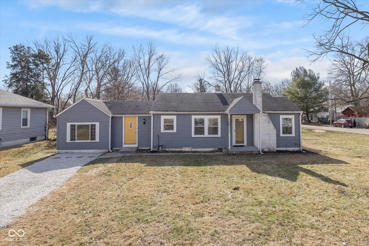1901 E 68th ST, Indianapolis, IN 46220