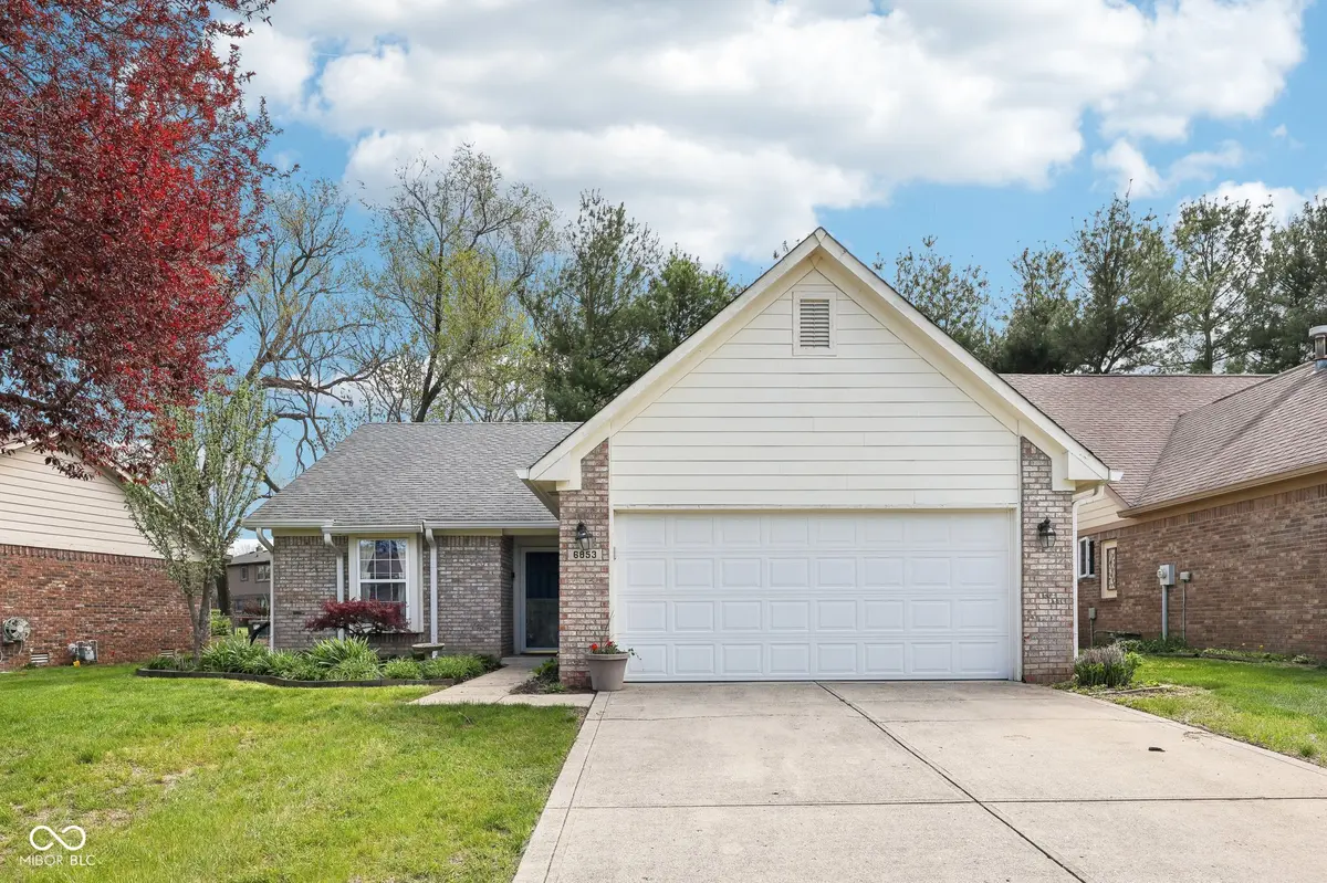 6853 Arjay DR, Indianapolis, IN 46217