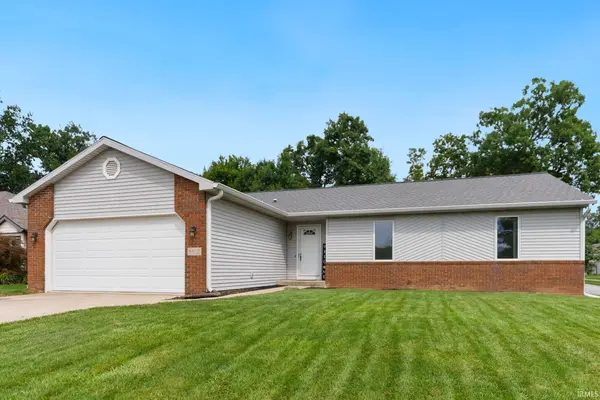 8802 Spring Forest DR, Fort Wayne, IN 46804
