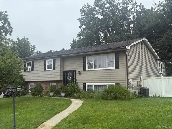 136 Orchid DR, Pearl River, NY 10965