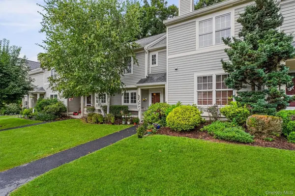 5304 Applewood CIR, Carmel, NY 10512
