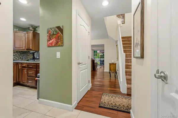 5304 Applewood CIR, Carmel, NY 10512