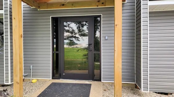 70 Fairview DR, Bicknell, IN 47512