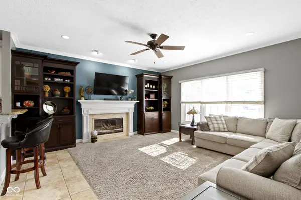 9955 Woodstock WAY, Fishers, IN 46037