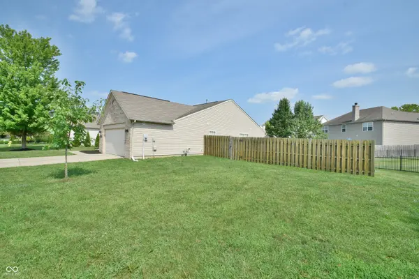 7949 Lawrence Woods BLVD, Indianapolis, IN 46236