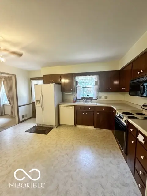 5265 E 75th ST, Indianapolis, IN 46250