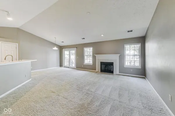 6256 Valleyview DR, Fishers, IN 46038
