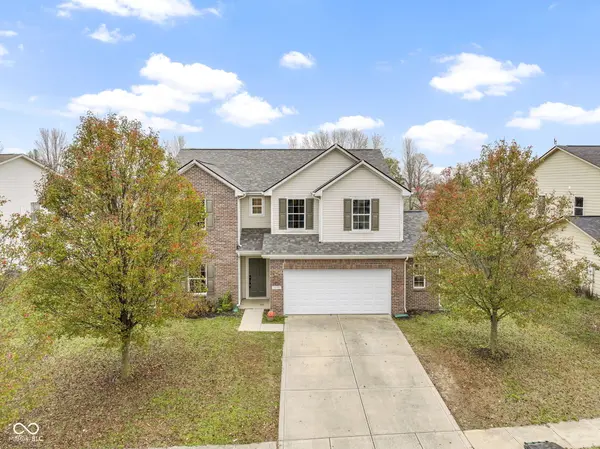1076 Brookshire DR, Franklin, IN 46131