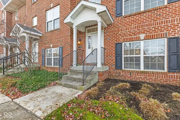 15322 Mystic Rock DR, Carmel, IN 46033