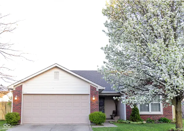 919 Comb Run LN, Avon, IN 46123