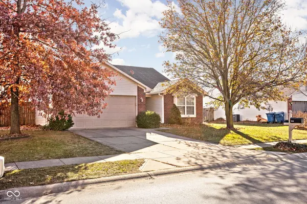 919 Comb Run LN, Avon, IN 46123
