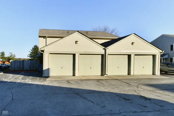 4961 Oakbrook DR #A1, Indianapolis, IN 46254