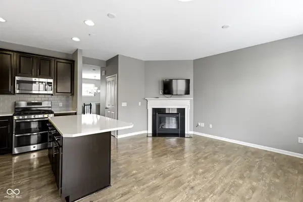 9426 Park Meridian DR, Indianapolis, IN 46260