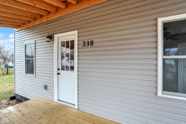 238 N Ross ST, Columbus, IN 47201