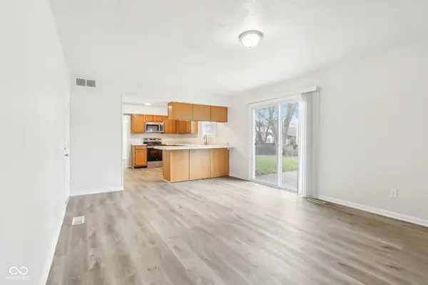 7820 Bryden DR, Fishers, IN 46038