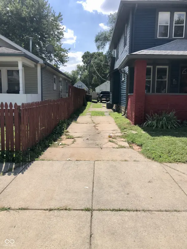 1050 N Warman AVE, Indianapolis, IN 46222