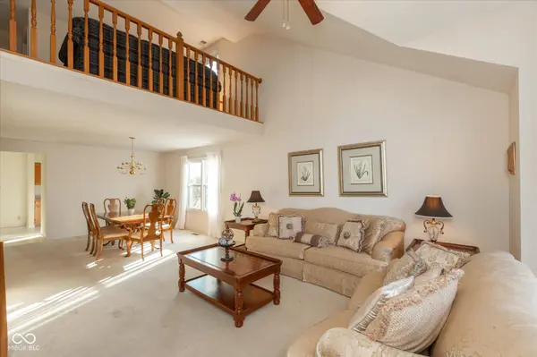 14807 Beacon BLVD, Carmel, IN 46032