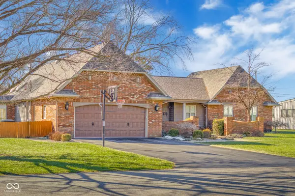909 South DR, Seymour, IN 47274