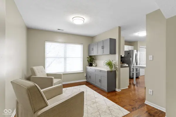 13494 Forum Meadows DR Carmel, IN 46033