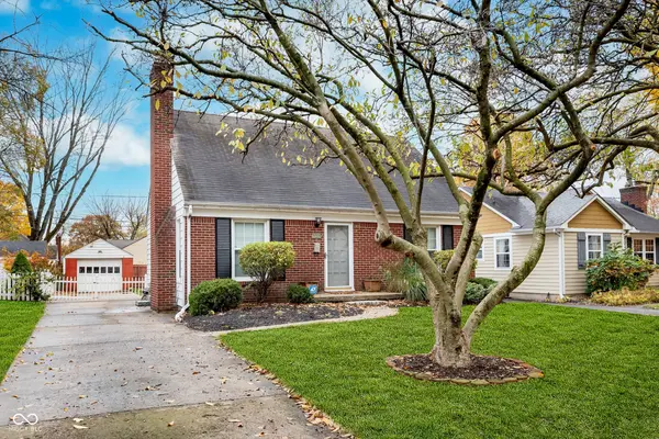 2435 McLeay DR, Indianapolis, IN 46220