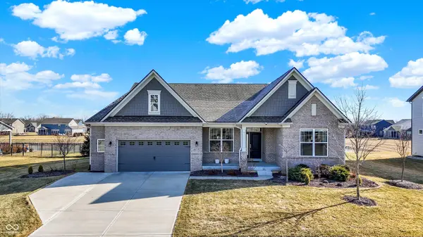 19226 English Lake LN, Noblesville, IN 46062