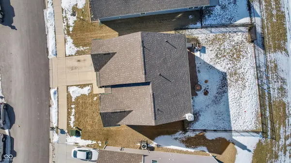 527 Shallowroot LN, Sheridan, IN 46069