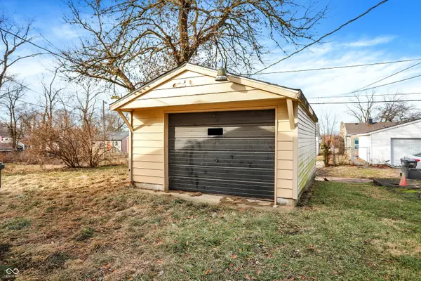 3026 Stuart ST, Indianapolis, IN 46218