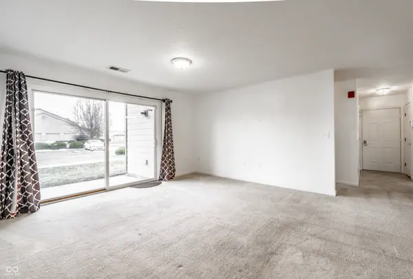 9820 Legends Creek DR #103, Indianapolis, IN 46229