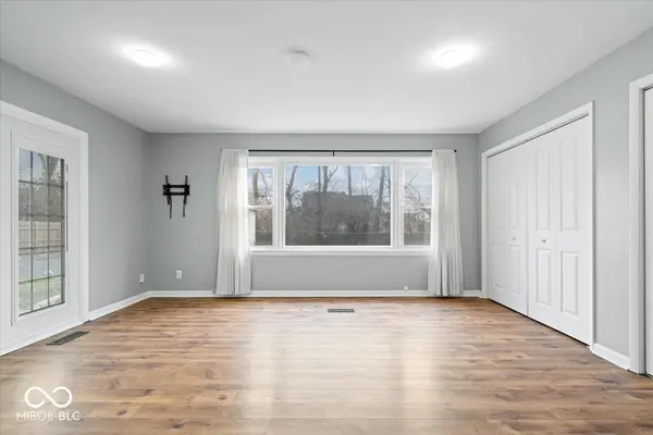 1313 Oakwood TRL, Indianapolis, IN 46260