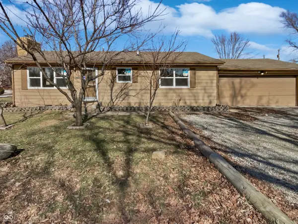 102 Plummer AVE, Bargersville, IN 46106