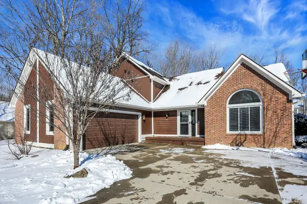 210 Poplar DR, Noblesville, IN 46062