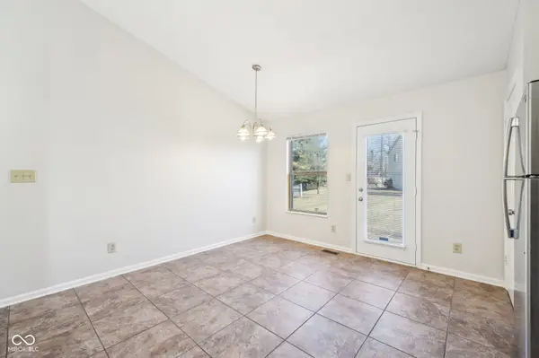 4002 Colchester DR, Indianapolis, IN 46268