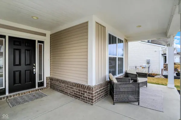 4425 Maize LN, Whitestown, IN 46075