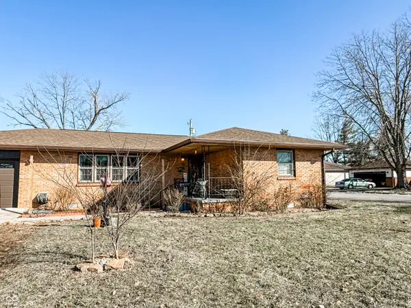 829 Maplewood DR, Seymour, IN 47274