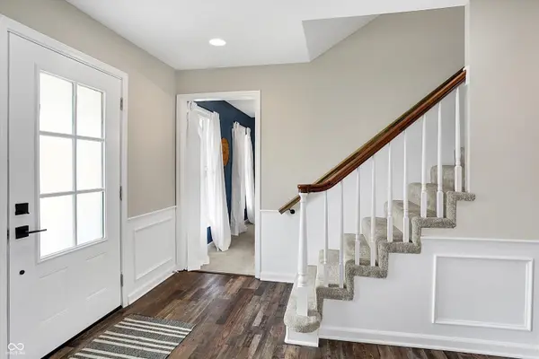 803 Hickory WAY, Noblesville, IN 46062