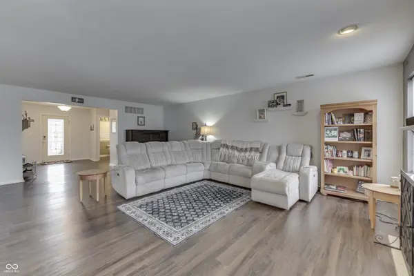 5328 Kidwell CIR, Indianapolis, IN 46239