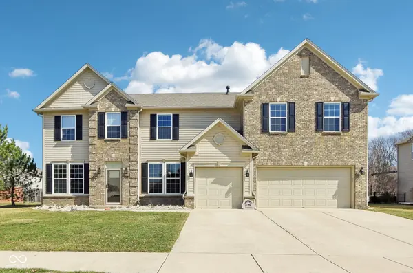 1395 Labrot CT, Avon, IN 46123