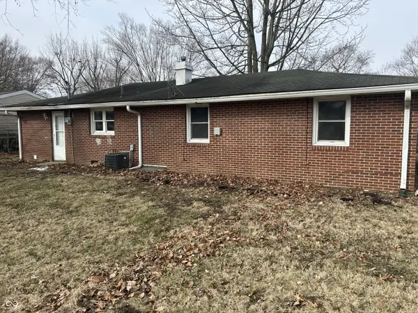 2032 Costello DR, Anderson, IN 46011