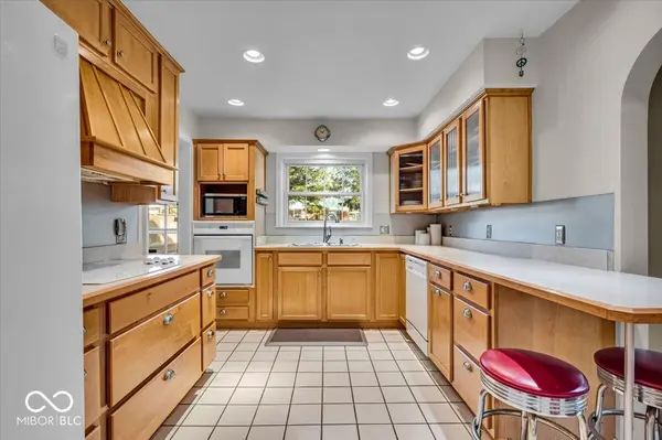 5935 Compton ST, Indianapolis, IN 46220