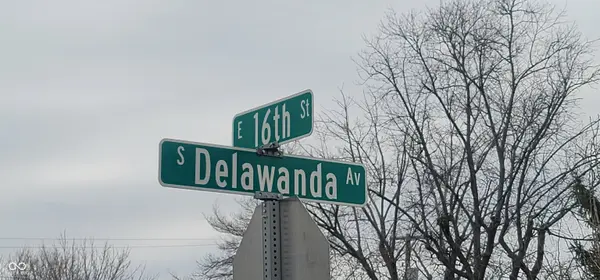 2212 S Delawanda AVE, Muncie, IN 47302