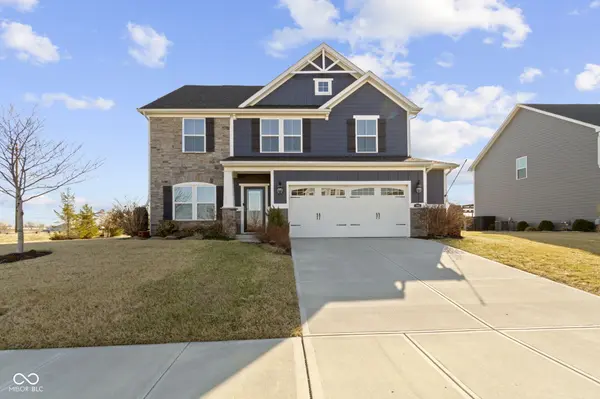 13615 Moorcroft DR, Fishers, IN 46037