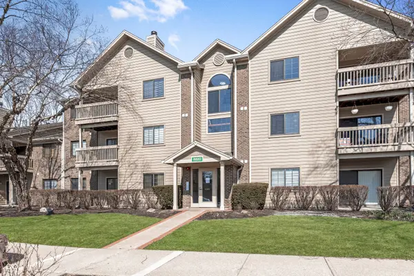 8820 Yardley CT #101, Indianapolis, IN 46268