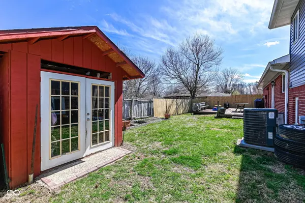 5414 Honey Comb LN, Indianapolis, IN 46221