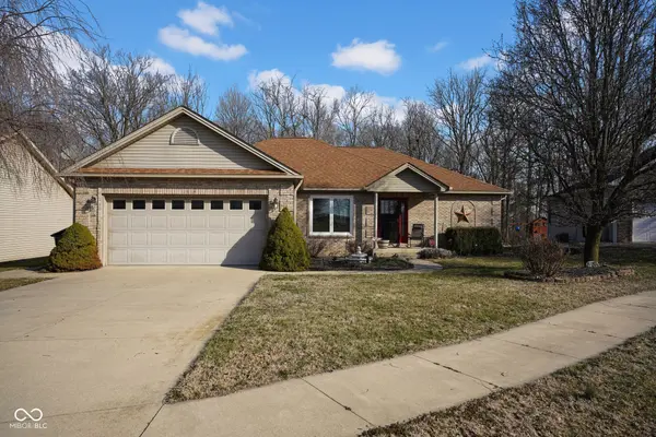 1608 Liberty WAY, Hope, IN 47246