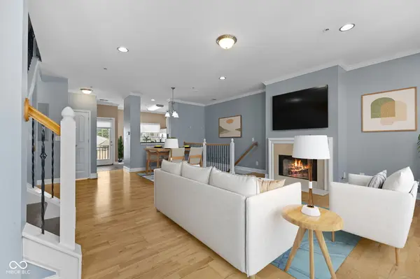 907 Junction PL #41907, Indianapolis, IN 46220