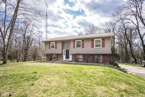 6275 W Mark DR, North Vernon, IN 47265