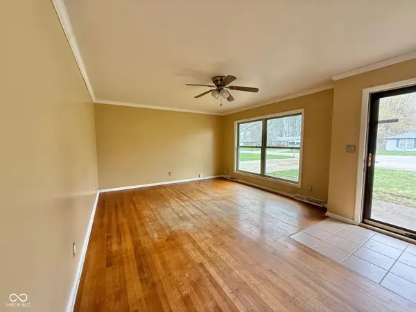 1761 Country Lane DR, Greenfield, IN 46140