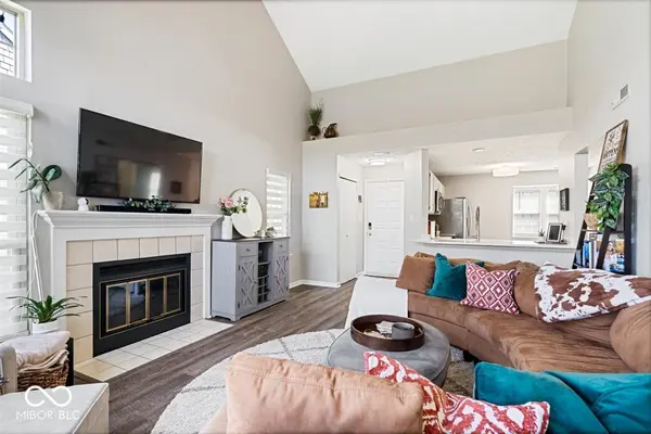 7454 Harbour Isle #158, Indianapolis, IN 46240